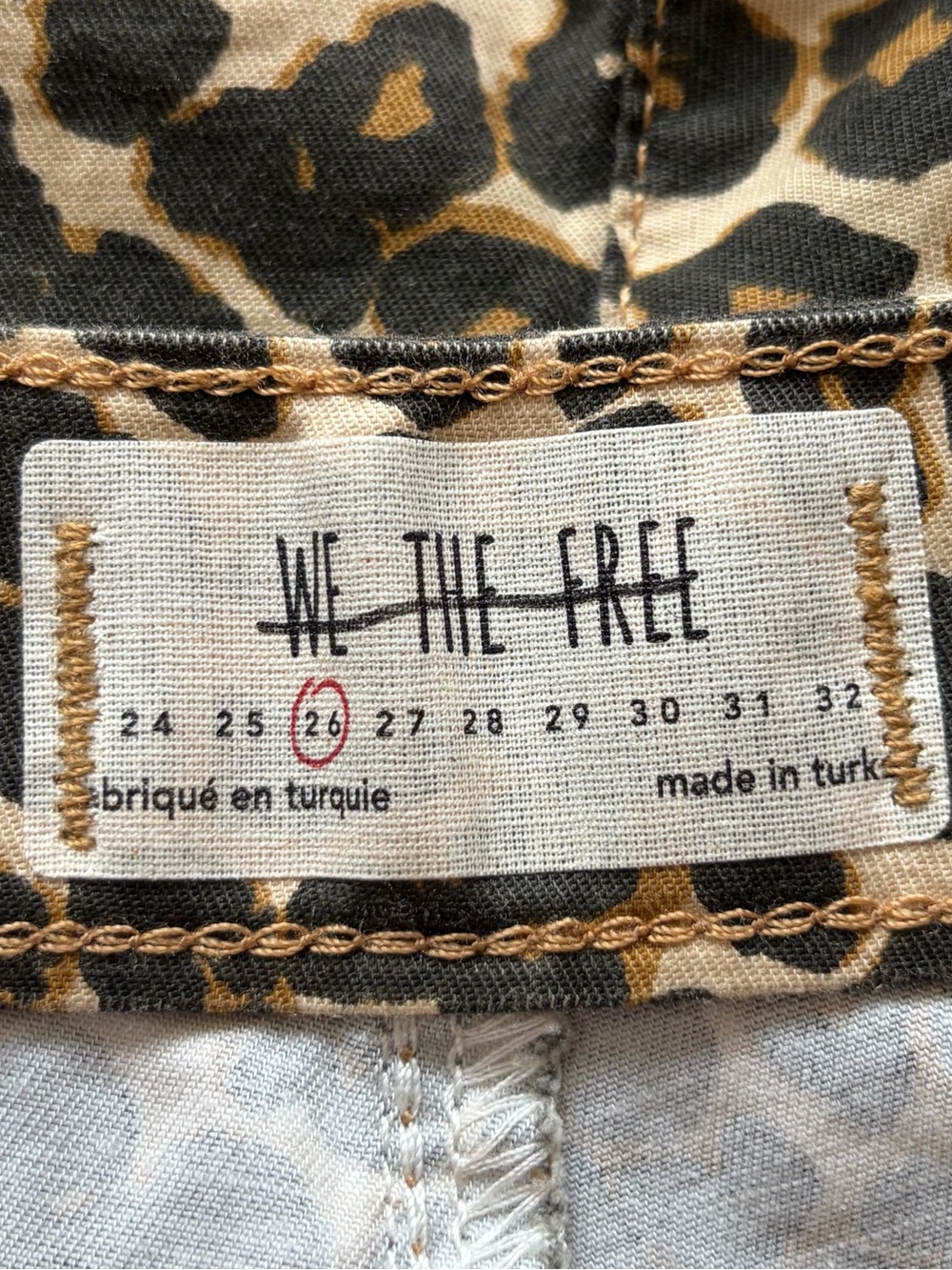 Free People We The Free Belle Leopard High Rise Cropped Skinny Jeans EUC Size 26 - Picture 6 of 10